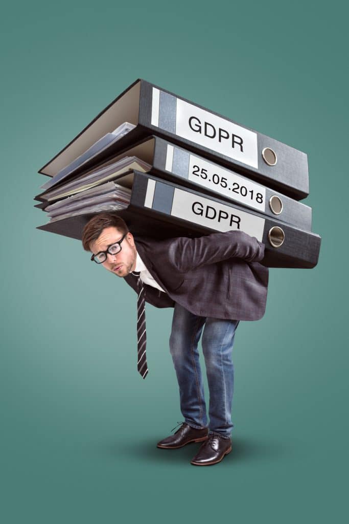 Viele Unternehmen empfinden das Thema Datenschutz bzw. die DSGVO als schwere Last oder lästiges Bürokratiemonster. | IT-ADAPTED